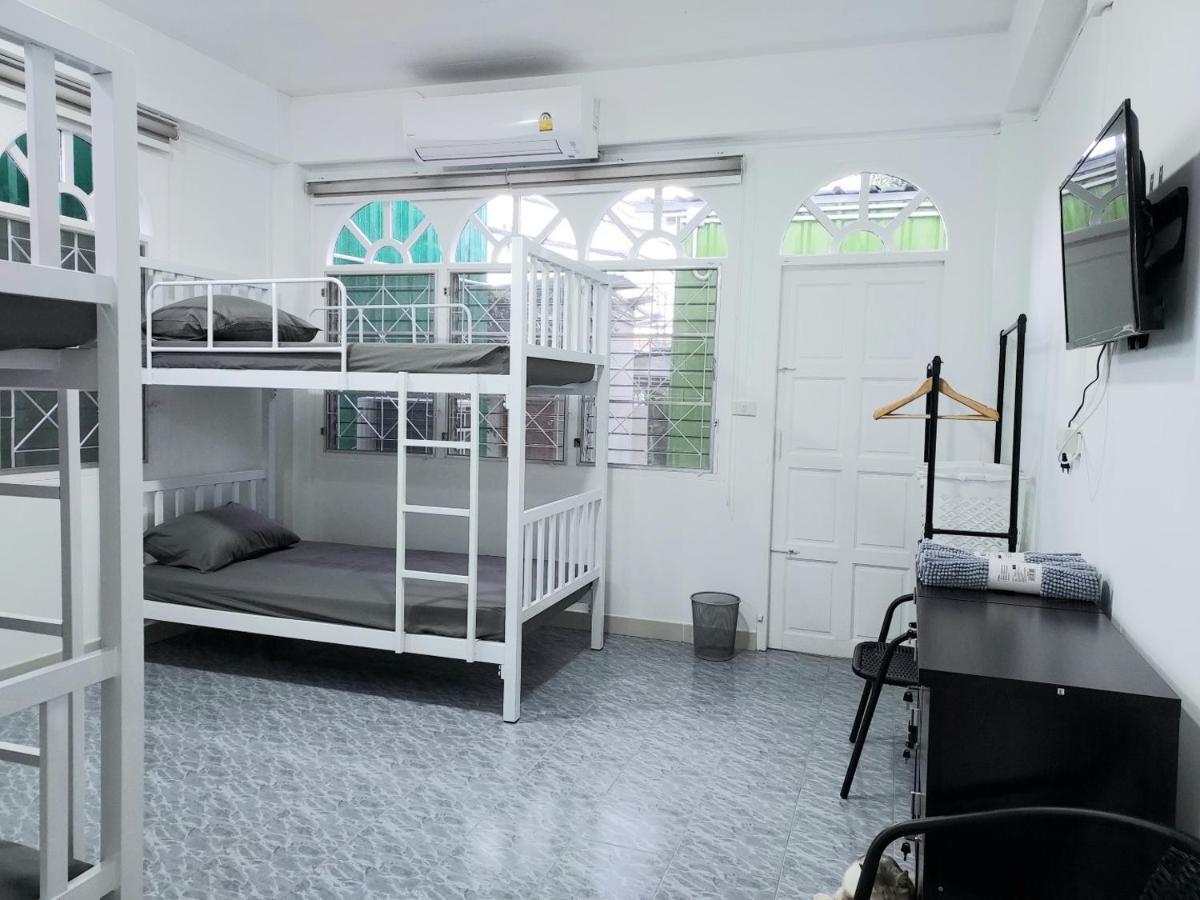 Room79 Phuket Buitenkant foto